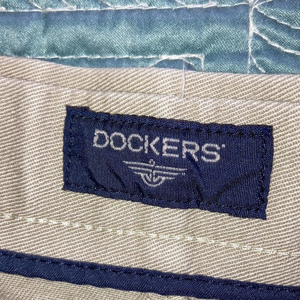 Docker Shorts - Picture 2 of 4